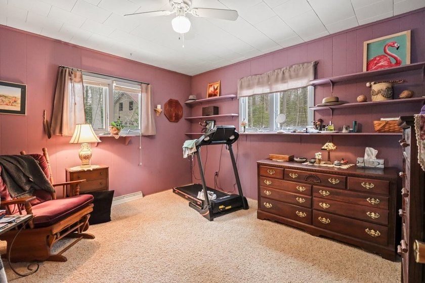 Well-maintained 3BR/1BA home on the serene, no-public-access - photo 13