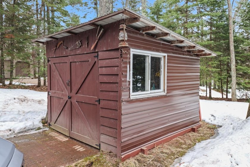Well-maintained 3BR/1BA home on the serene, no-public-access - photo 20