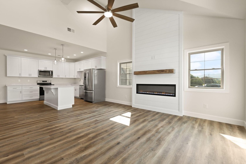 This stylish new duplex home is in the beautiful gated LAKE - photo 22