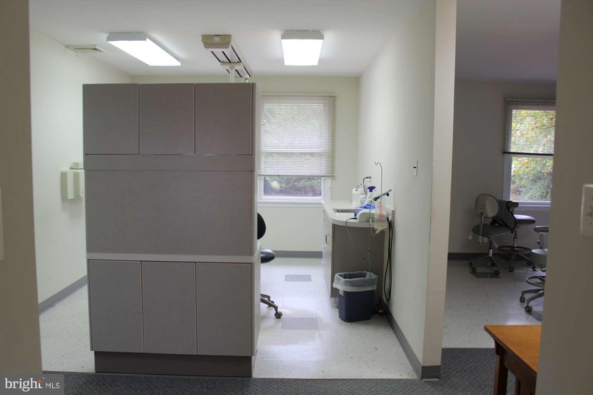 Commercial Opportunity with Flexibility and Visibility!! Located - photo 23