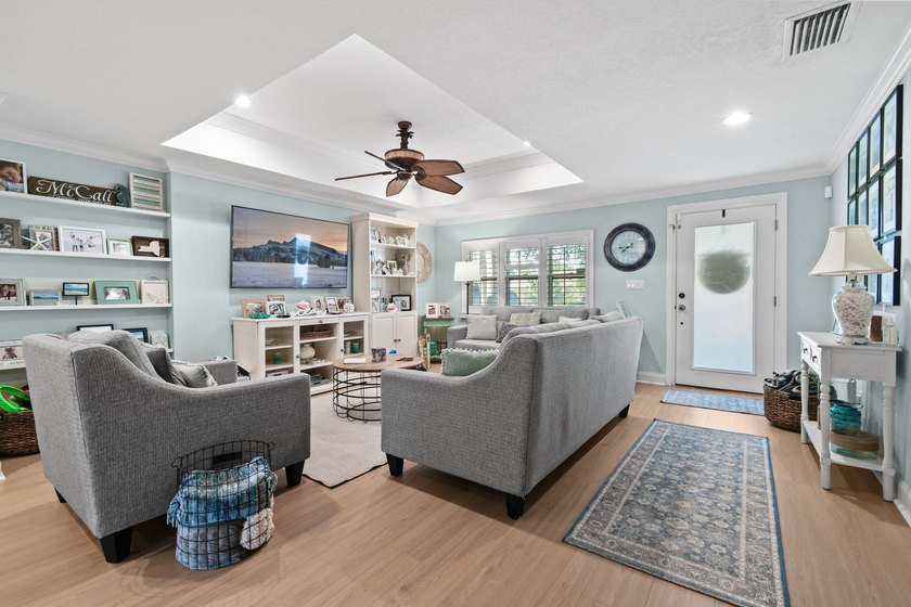 Located in one of the more desirable areas in all of North Palm - photo 7