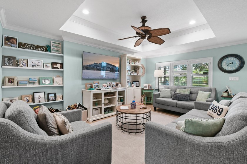 Located in one of the more desirable areas in all of North Palm - photo 8