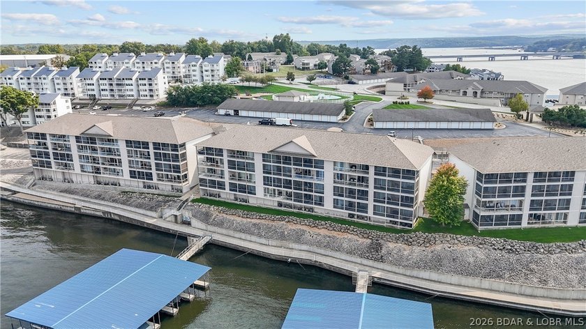 Right in the heart of Osage Beach, this Lands' End condo puts - photo 42