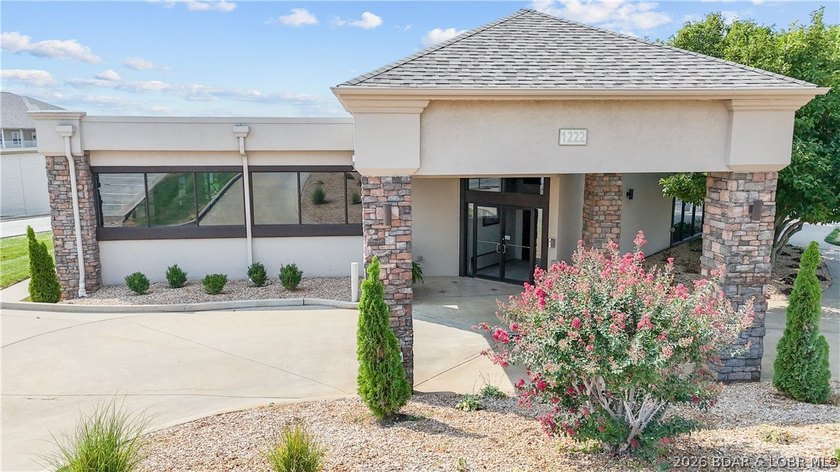 Right in the heart of Osage Beach, this Lands' End condo puts - photo 44