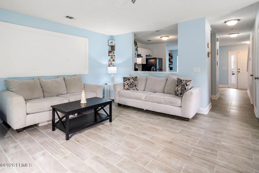 Fabulous features set this Brookshire model apart! This end-unit - photo 11