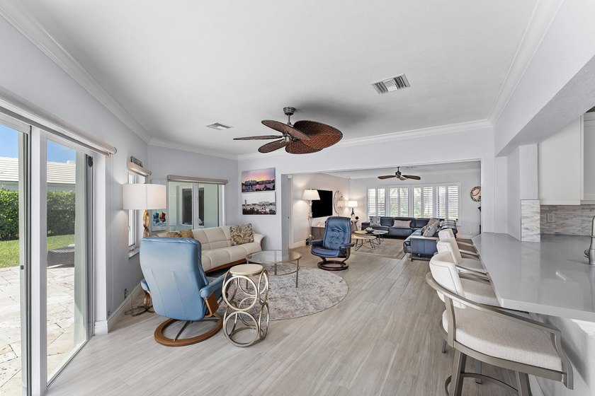 Beautifully remodeled waterfront home in sought-after Camino - photo 12
