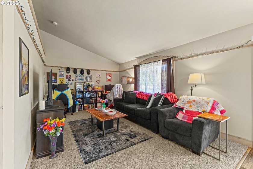 Rare opportunity to own a truly custom and charming duplex in a - photo 14