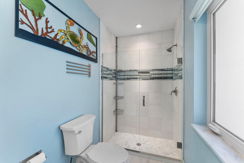 Beautifully remodeled waterfront home in sought-after Camino - photo 29