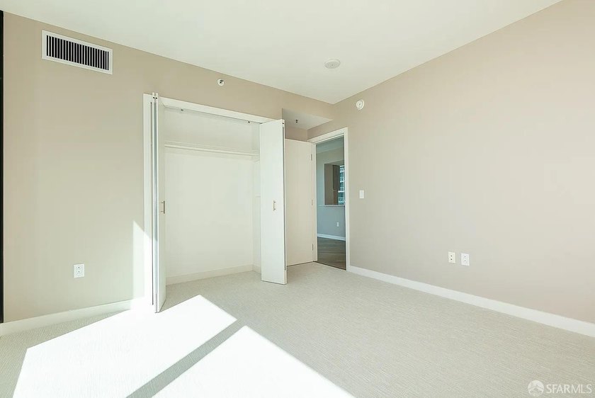 Welcome to The Harrison, where modern urban luxury meets - photo 17