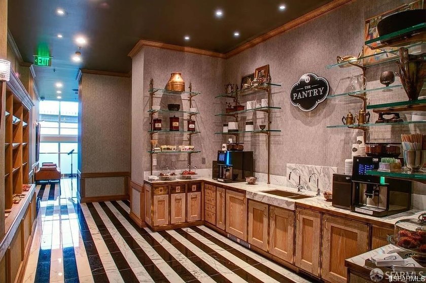 Welcome to The Harrison, where modern urban luxury meets - photo 26