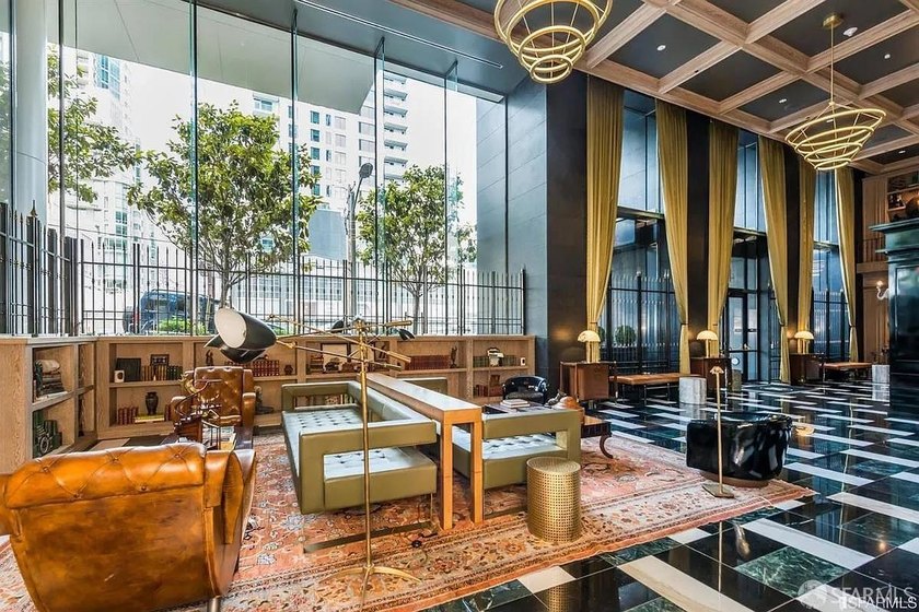 Welcome to The Harrison, where modern urban luxury meets - photo 34
