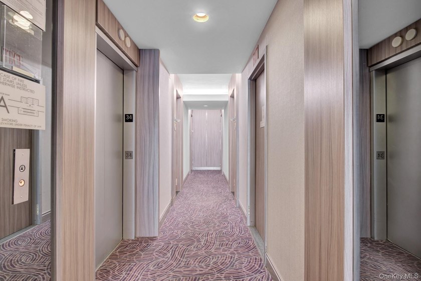 Welcome to this extraordinary, updated 3-bedroom, 3.5-bathroom - photo 12