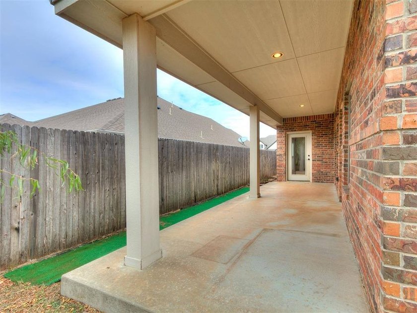 Welcome to your dream Craftsman Bungalow in the esteemed Frisco - photo 42
