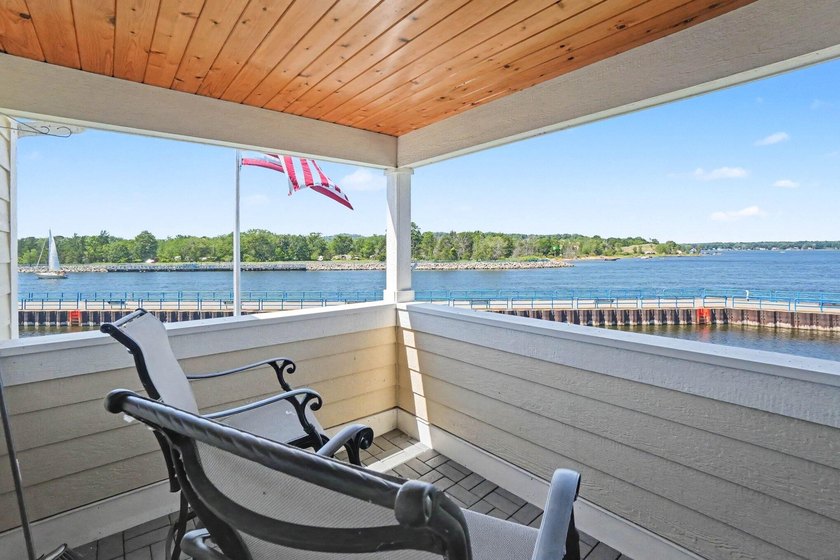 Meticulously designed and expertly engineered, this exceptional - photo 50