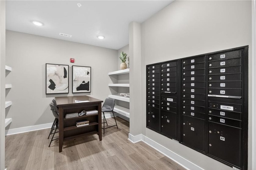 SPECTACULAR 3 BR/ 2 BA FLOORPLAN!!! Welcome to effortless luxury - photo 5
