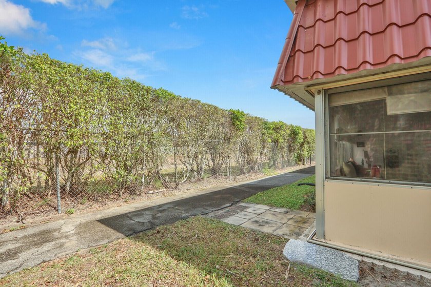 Welcome to your serene retreat at 701 Laconia Circle, B in the - photo 20