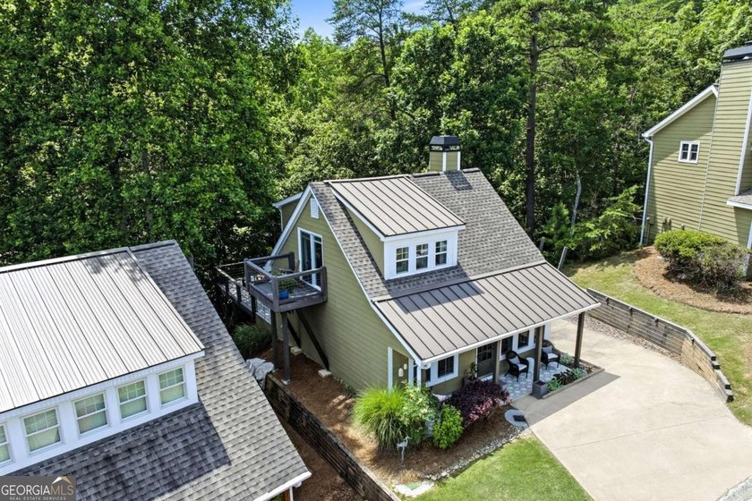 Charming Craftsman Cottage with Lake Views and Steps from the - photo 44