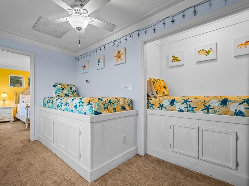 BRING BACK UP OFFERS!! Spectacular COASTAL 3 bedroom / 3 full - photo 24