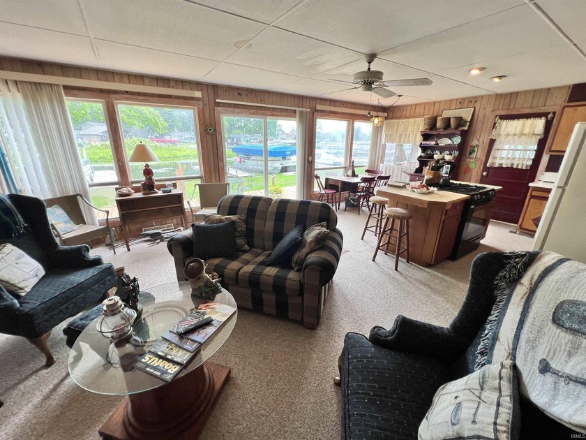 Welcome to lakefront living on beautiful Sechrist Lake! This - photo 11