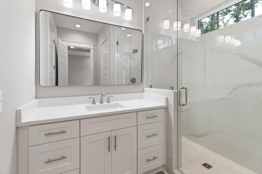 This beautifully finished 3 bed, 2.5 bath home offers 1,398 sqft - photo 21