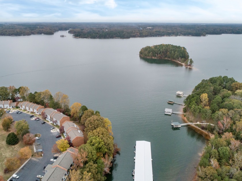 Lakefront Condo includes boat slip with lift SOLD - photo 25