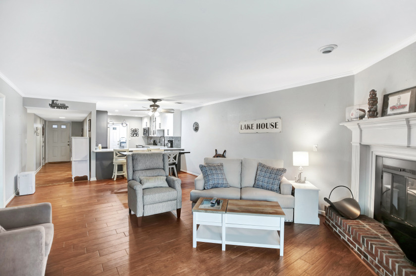 Lakefront Condo includes boat slip with lift SOLD - photo 4