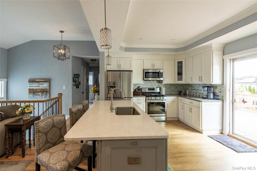 Welcome Home To This Incredible 2200 Interior Square Feet - photo 22