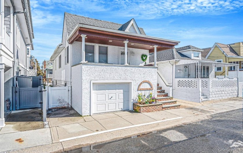 Prime East Atlantic Beach Beautiful House - Updated Open Kitchen - photo 2