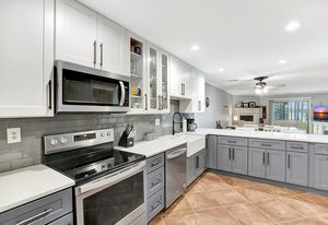 Lakefront Condo includes boat slip with lift SOLD - photo 10