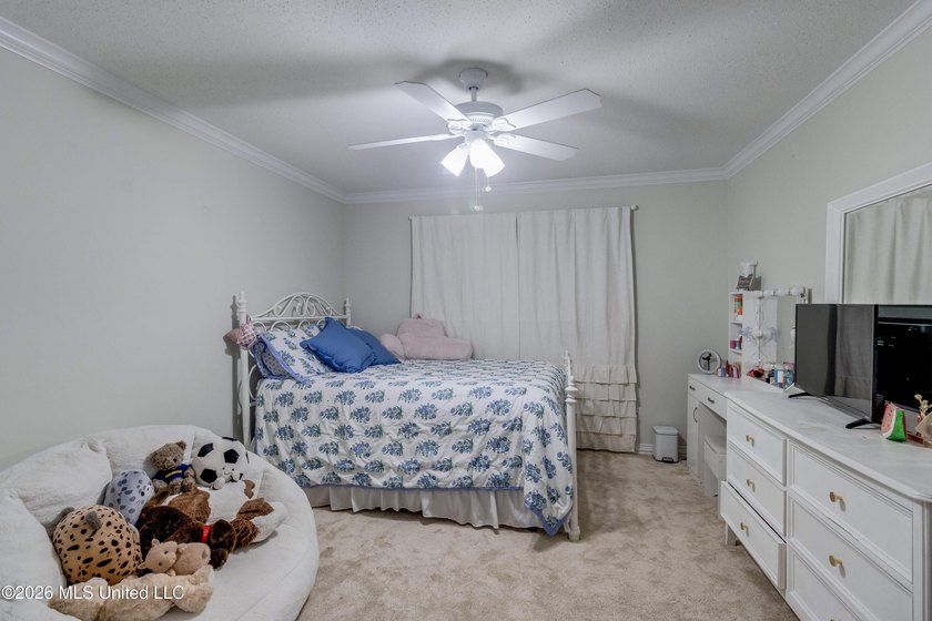 Welcome to 7 Keyser Lane in Gulfport, MS--an inviting home - photo 21