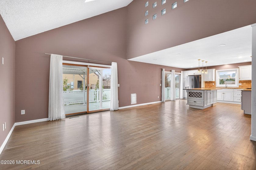 WELCOME TO THIS STUNNING CONTENPORARY HOME LOCATED IN THE HIGHLY - photo 12