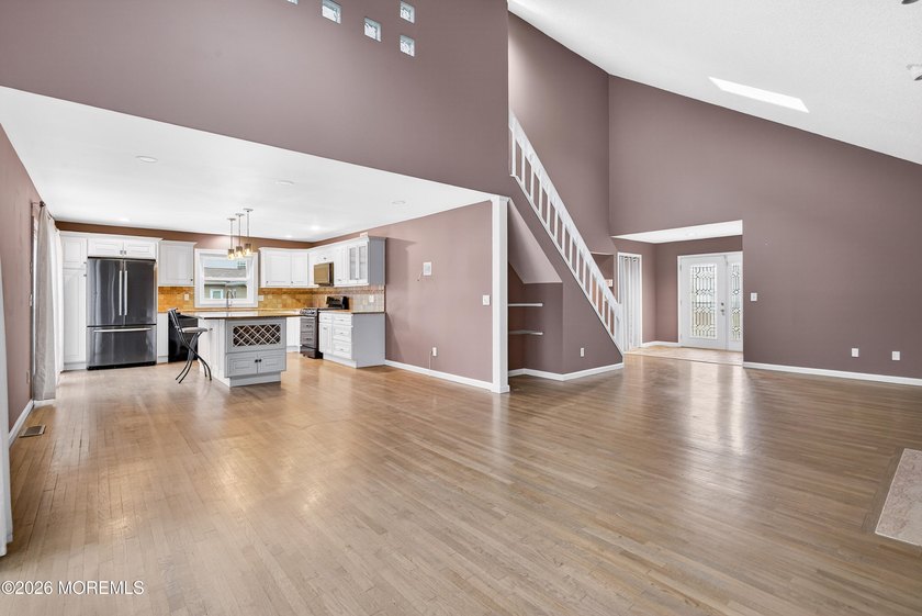 WELCOME TO THIS STUNNING CONTENPORARY HOME LOCATED IN THE HIGHLY - photo 14