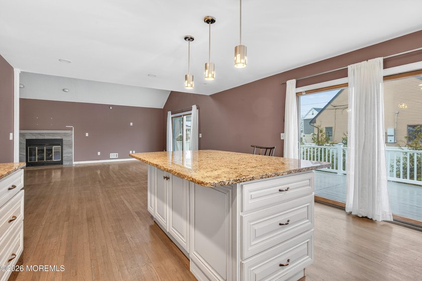 WELCOME TO THIS STUNNING CONTENPORARY HOME LOCATED IN THE HIGHLY - photo 25