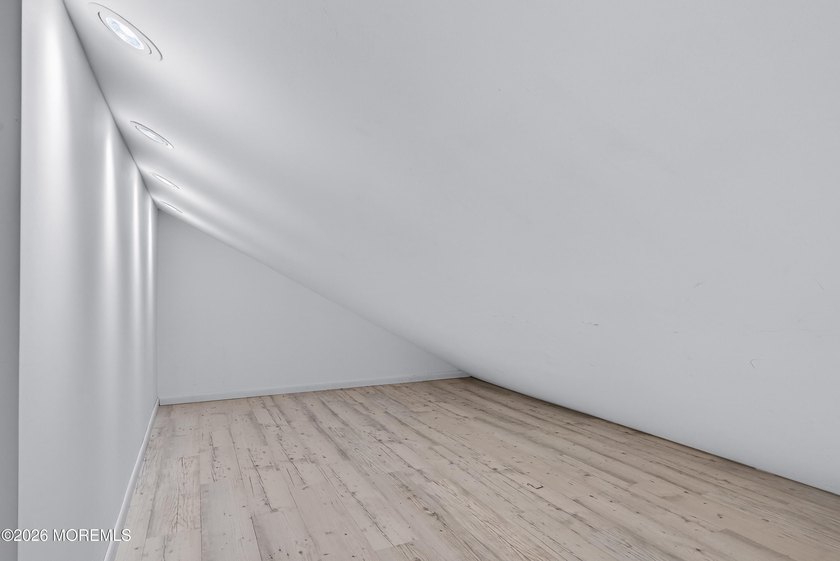 WELCOME TO THIS STUNNING CONTENPORARY HOME LOCATED IN THE HIGHLY - photo 36