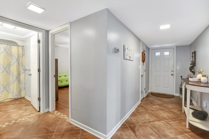 Lakefront Condo includes boat slip with lift SOLD - photo 14