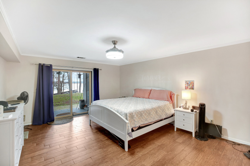 Lakefront Condo includes boat slip with lift SOLD - photo 7