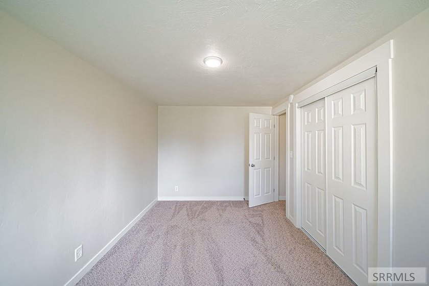 Welcome to 1156 Irving St, Idaho Falls. Looking for an - photo 25