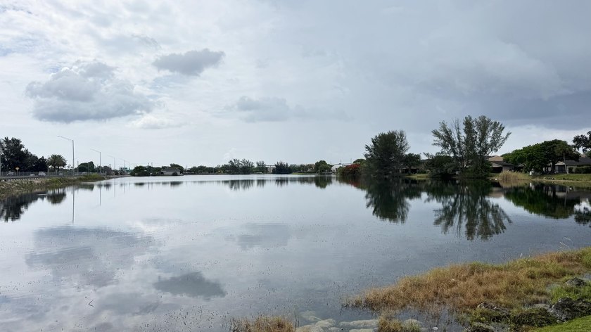 Spacious 1BR/1.5BA Lakefront Condo - All Ages Welcome! Features - photo 17