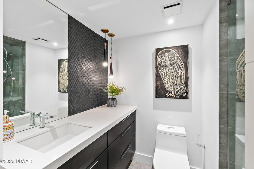 Seller financing 20 percent down, 2-year balloon loan - photo 48