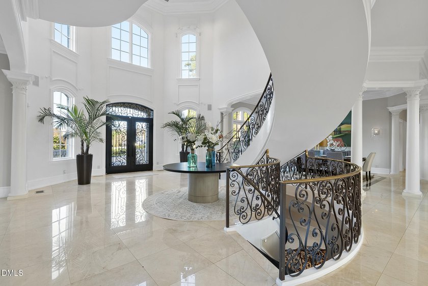 Welcome to 1404 Barony Lake Way! This breathtaking French - photo 9