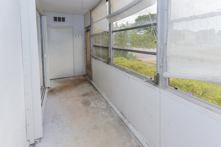 Step into this beautifully bright and spacious first-floor - photo 19