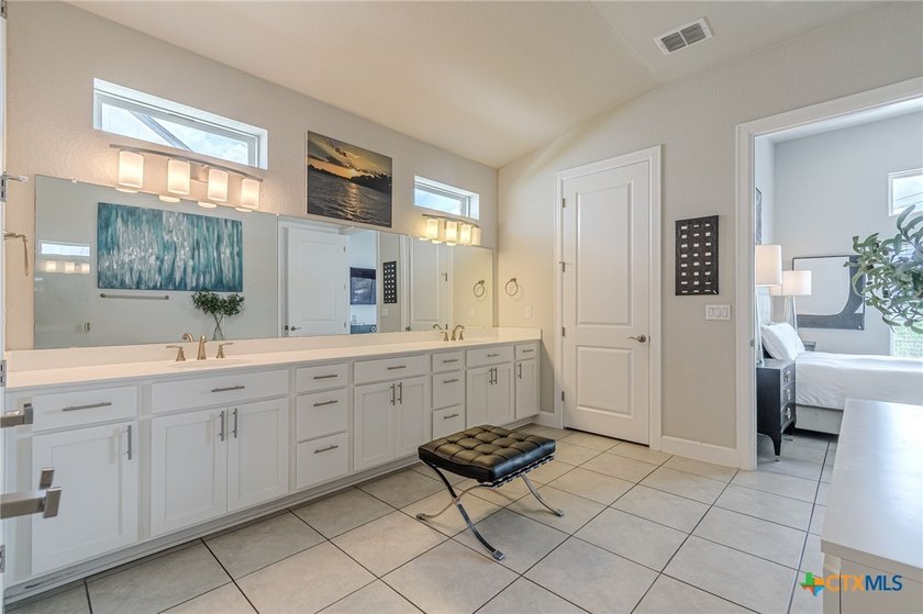 Backyard Serenity Awaits - Exceptional Views, Ultimate Privacy - photo 21