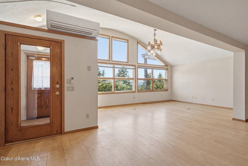 First time ever offered to the market! Situated on 11.23 private - photo 7