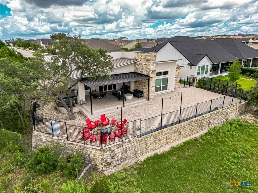 Backyard Serenity Awaits - Exceptional Views, Ultimate Privacy - photo 43