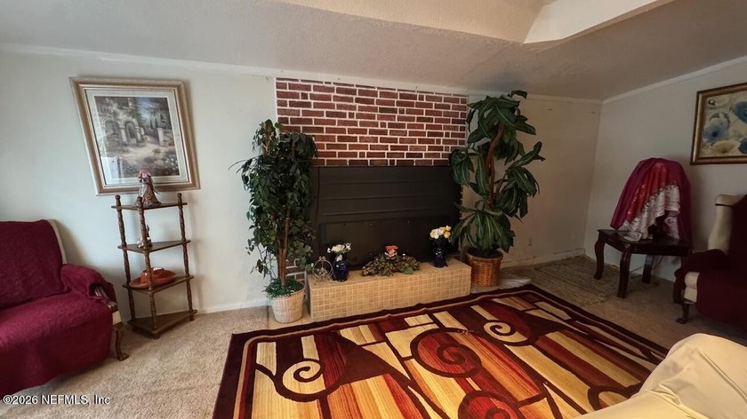 This well-maintained 3/2 home offering over 1,500 sqft of living - photo 11