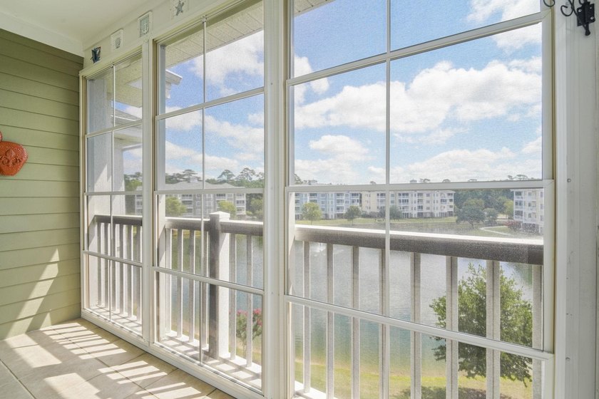 Don't miss this beautifully maintained top-floor end-unit condo - photo 33
