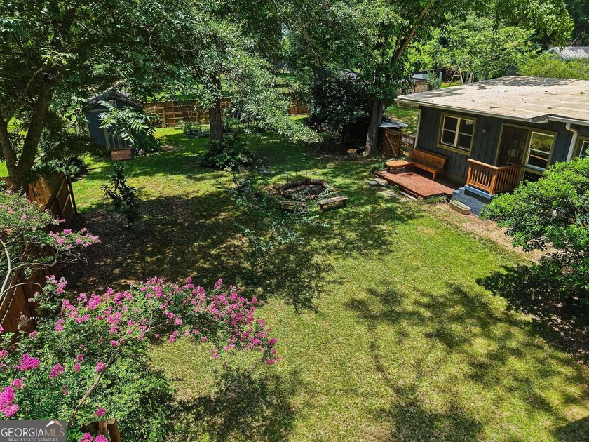 Located in sought-after East Lake, within the coveted 1st-tier - photo 36