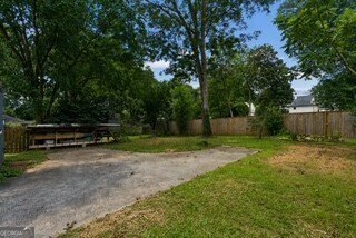 Located in sought-after East Lake, within the coveted 1st-tier - photo 39