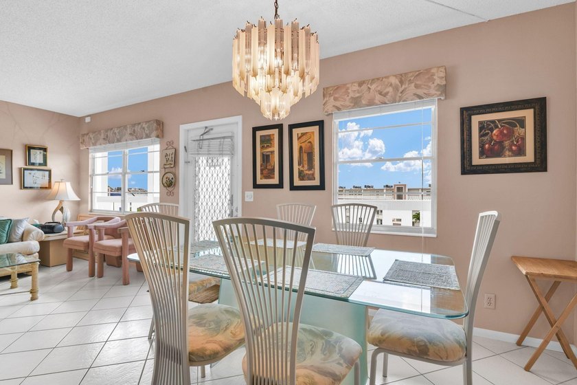 Spacious 4th floor Condo 2 br 2 bath This condo is Fully - photo 11