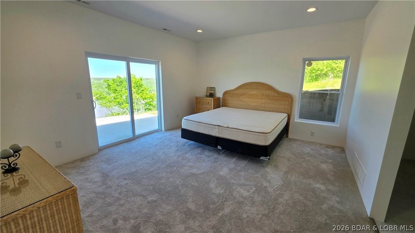 PRICE IMPROVEMENT, SELLER WILL LOOK AT OFFERS! Perched high - photo 14